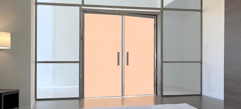 Professional Accordion Door Repair in Sandy Cove Acres, Ontario