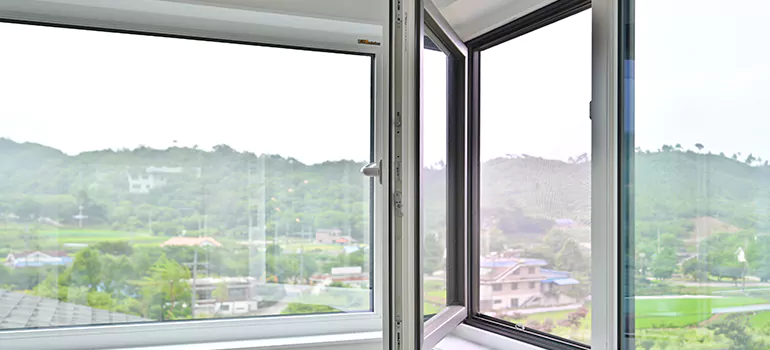 Large Triple Pane Windows in Killarney Beach, ON